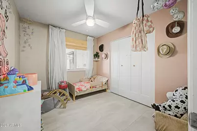 324 W Santa Cruz Drive, Tempe, AZ 85282 - Photo 19