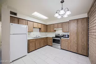 2219 W Morten Ave, Phoenix, AZ 85021 - Photo 9