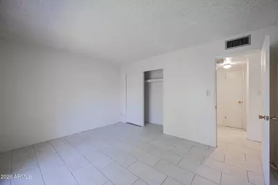 2219 W Morten Avenue #Apt 3, Phoenix, AZ 85021 - Photo 11
