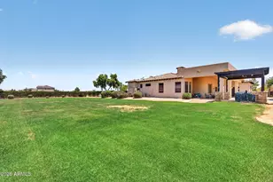 383 W Red Fern Rd, San Tan Valley, AZ 85140 - Photo 13