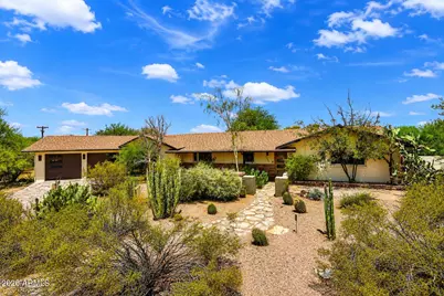 2318 N 57th Place, Scottsdale, AZ 85257 - Photo 3