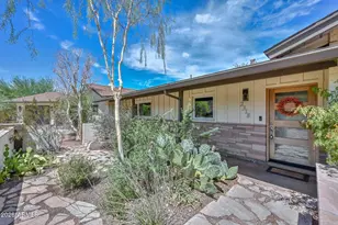 2318 N 57th Pl, Scottsdale, AZ 85257 - Photo 15