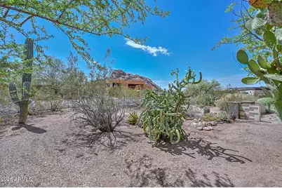 2318 N 57th Place, Scottsdale, AZ 85257 - Photo 9