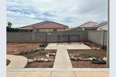 631 W Silver Reef Court, Casa Grande, AZ 85122 - Photo 11