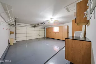10641 W Saratoga Cir, Sun City, AZ 85351 - Photo 11