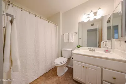 10641 W Saratoga Circle, Sun City, AZ 85351 - Photo 9