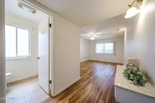 10641 W Saratoga Cir, Sun City, AZ 85351 - Photo 25