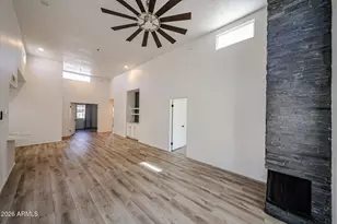 11333 N 92nd St, Scottsdale, AZ 85260 - Photo 3