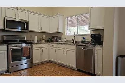 2174 W Roundwood Place, Tucson, AZ 85745 - Photo 5