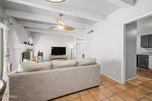 1622 E Borghese Pl, Phoenix, AZ 85016 - Photo 7