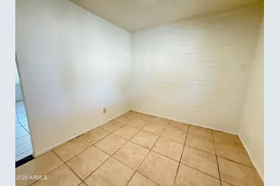 7007 S 8th Street, Phoenix, AZ 85042 - Photo 5