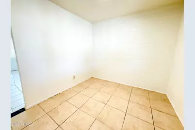 7007 S 8th Street, Phoenix, AZ 85042 - Photo 5