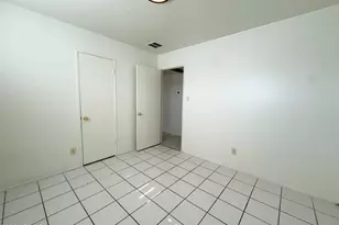 7007 S 8th St, Phoenix, AZ 85042 - Photo 13