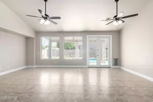 359 E Horseshoe Ave, Gilbert, AZ 85296 - Photo 11