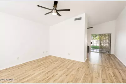 19202 N 115th Drive, Surprise, AZ 85378 - Photo 9