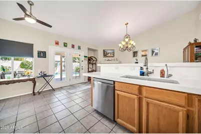 1916 E Fellars Drive, Phoenix, AZ 85022 - Photo 9