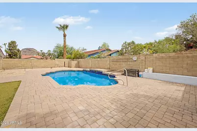 2208 E Hearn Road, Phoenix, AZ 85022 - Photo 23