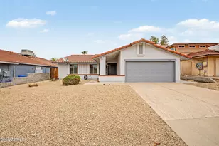 2208 E Hearn Rd, Phoenix, AZ 85022 - Photo 29
