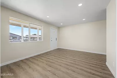 5602 W Virginia Avenue, Phoenix, AZ 85035 - Photo 9