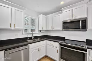 705 N Oracle Cir, Mesa, AZ 85203 - Photo 17
