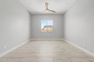 7563 W Electra Ln, Peoria, AZ 85383 - Photo 5