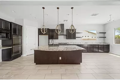7563 W Electra Lane, Peoria, AZ 85383 - Photo 11