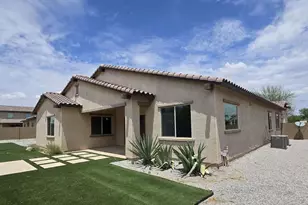 7563 W Electra Ln, Peoria, AZ 85383 - Photo 3