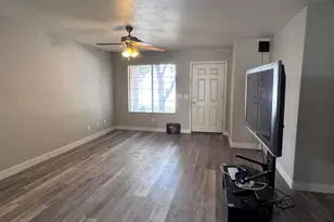 834 E Rossi Ct, San Tan Valley, AZ 85140 - Photo 3