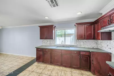 4626 W Wilshire Drive, Phoenix, AZ 85035 - Photo 13