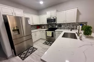 17278 W Marshall Ln, Surprise, AZ 85388 - Photo 3
