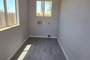 203 W Mission Ln, Phoenix, AZ 85021 - Photo 5