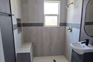 203 W Mission Ln, Phoenix, AZ 85021 - Photo 11