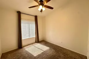 547 W Bluefield Ave, Phoenix, AZ 85023 - Photo 9