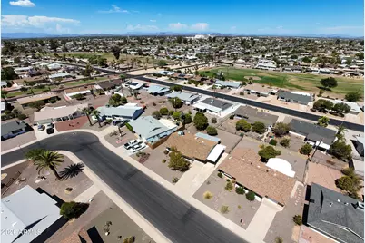 11042 W Canterbury Drive, Sun City, AZ 85351 - Photo 49