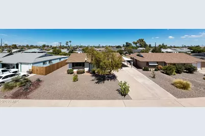 11042 W Canterbury Drive, Sun City, AZ 85351 - Photo 41