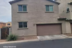 1943 N 77th Glen, Phoenix, AZ 85035 - Photo 19
