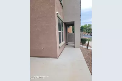 1943 N 77th Glen, Phoenix, AZ 85035 - Photo 13