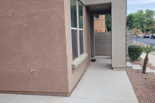 1943 N 77th Glen, Phoenix, AZ 85035 - Photo 13