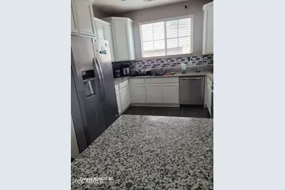 1943 N 77th Glen, Phoenix, AZ 85035 - Photo 3