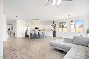 7124 W Palmaire Ave W, Glendale, AZ 85303 - Photo 9