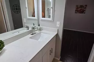 629 N Mesa Dr, Mesa, AZ 85201 - Photo 7