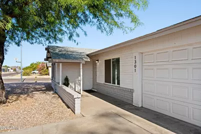 1301 W Kerry Lane, Phoenix, AZ 85027 - Photo 9