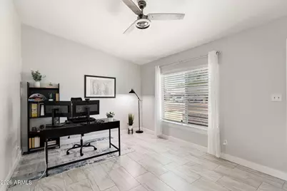 1301 W Kerry Lane, Phoenix, AZ 85027 - Photo 11