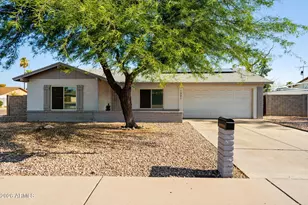 1301 W Kerry Ln, Phoenix, AZ 85027 - Photo 1