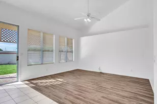 21921 N 68th Ave, Glendale, AZ 85310 - Photo 33