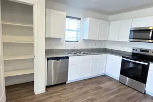 9896 W Heather Dr, Arizona City, AZ 85123 - Photo 11
