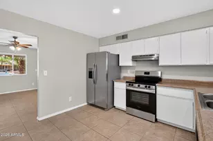 5709 S Roberts Rd, Tempe, AZ 85283 - Photo 29