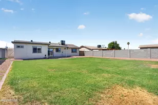 5709 S Roberts Rd, Tempe, AZ 85283 - Photo 3