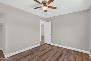 5709 S Roberts Rd, Tempe, AZ 85283 - Photo 13