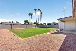 5709 S Roberts Rd, Tempe, AZ 85283 - Photo 5